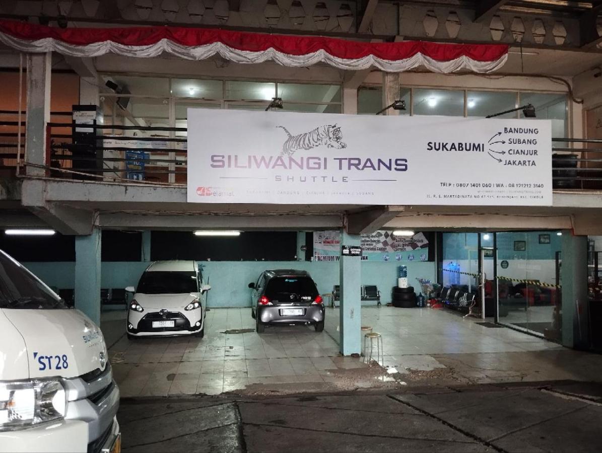 Hotel Syariah Selamat Sukabumi Εξωτερικό φωτογραφία